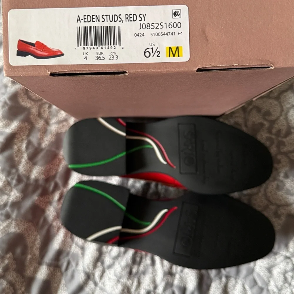 Franco Sarto Eden Studded Patten Red Loafer NIB Sz 6.5 - Picture 6 of 7